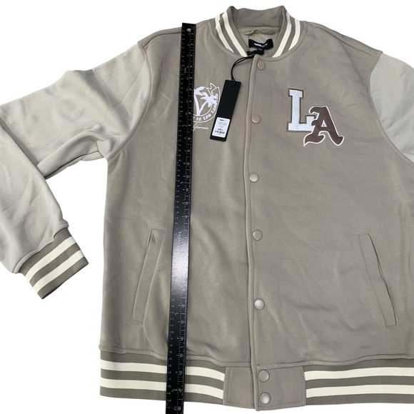 Fashion Nova Men LA Palm Tree Varsity Jacket Tan Letterman CKMG340F Large NWT - Picture 10 of 11
